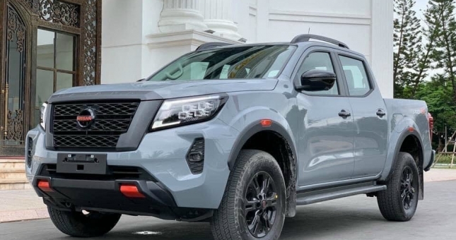 Nissan Navara 2022 sắp ra mắt Việt Nam, thay đổi động cơ tăng áp kép mới
