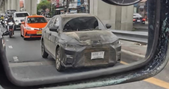 Toyota Vios 2023 lộ diện chạy thử, vẻ ngoài 'lột xác' hoàn toàn