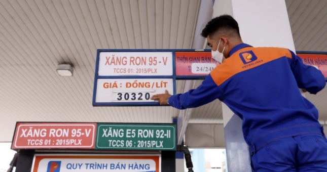 Giá xăng tiếp tục tăng mạnh ngày 11/5, quay trở lại ngưỡng gần 30.000 đồng/lít