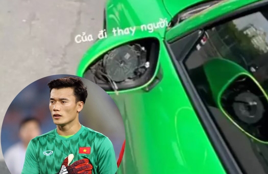 Porsche 718 Cayman của thủ môn Bùi Tiến Dũng bị 'bốc hơi' gương chiếu hậu