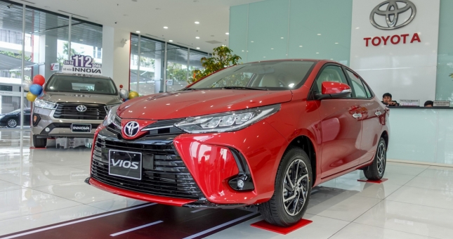 Toyota Vios vừa tăng giá 6 triệu đồng, đại lý tung khuyến mãi đến hơn 40 triệu đồng