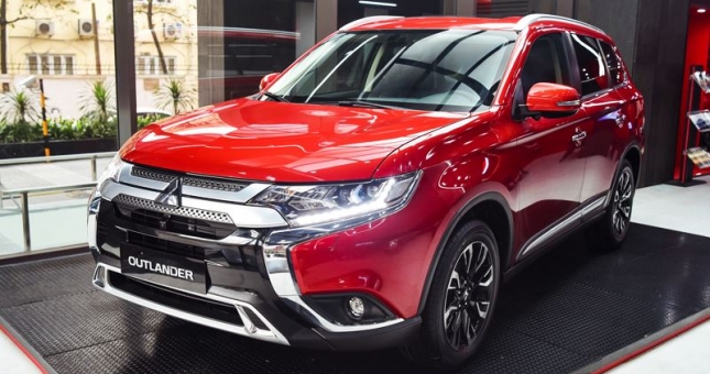 Mitsubishi ưu đãi tháng Ngâu toàn đội hình, Outlander hưởng cao nhất đến 50 triệu đồng