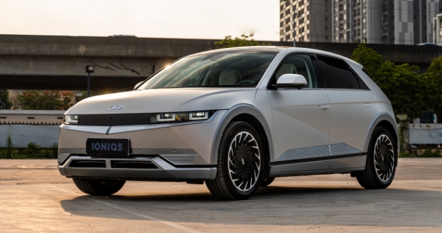 Hyundai Ioniq 5 'thăm dò' thị trường Việt Nam với mức giá gần 2 tỷ đồng