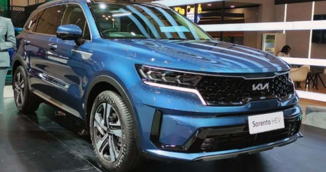 Kia Sorento Hybrid ra mắt Đông Nam Á, có thể về Việt Nam, gây sức ép cho Hyundai Santa Fe