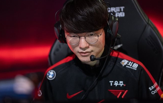 Faker: 'Người chơi đường giữa mới của KT thực sự rất tài năng'