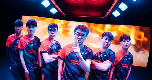 Kết quả CKTG Tốc Chiến ngày 5/7: Nova Esports gây bất ngờ khi đánh bại FunPlus Phoenix