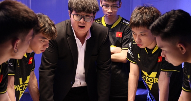 Đội hình chính thức của V Gaming tại ĐTDV Mùa Đông 2022