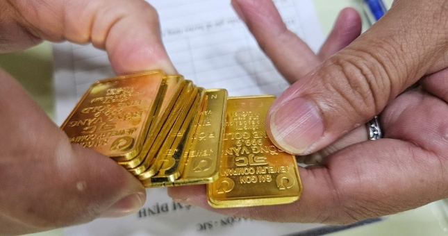 Giá vàng hôm nay 19/4: Tăng mạnh trở lại