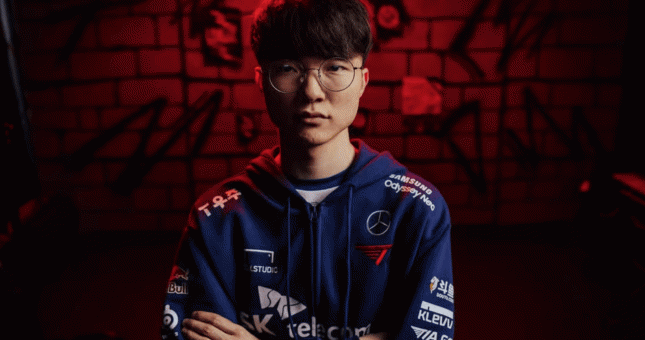 Đụng đến Faker, một tuyển thủ LPL nhận trái đắng