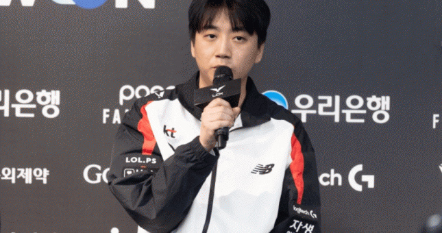 HLV Score nói thẳng về Coach Voice