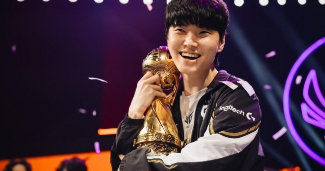 Lịch thi đấu LMHT hôm nay 17/1