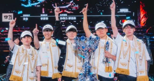 T1 đón tin không thể vui hơn