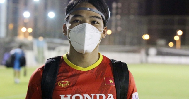 Tân binh ĐT Việt Nam tự tin biến thể hình ‘nhỏ con’ thành lợi thế