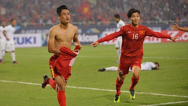 Tiền vệ 'ghi bàn cảm xúc cho ĐT Việt Nam' gia nhập Hà Nội FC