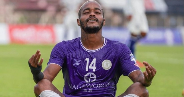 Nam Định nhắm 'Vua phá lưới Campuchia' thay ngoại binh xấu số