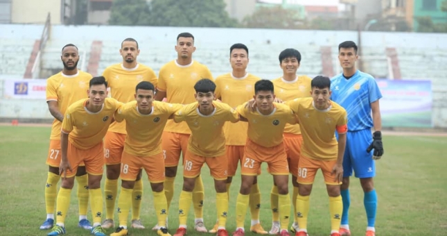 Nam Định chính thức bỏ giải vì cầu thủ nhiễm Covid-19