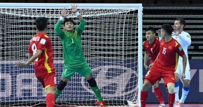 Thủ môn ĐT Việt Nam được Tạp chí Thế giới vinh danh đầu năm 2022