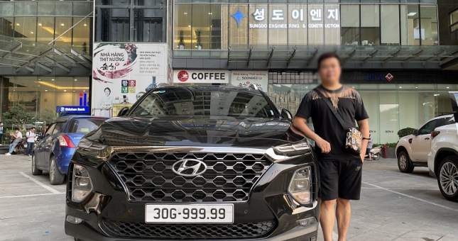 Bốc được biển ngũ 9, chủ xe Hyundai Santa Fe bán lại với giá gần 4 tỷ đồng
