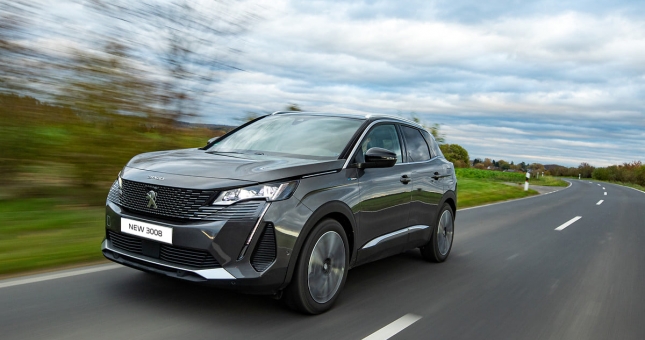 Cận cảnh Peugeot 3008 2021 vừa ra mắt tại Việt Nam