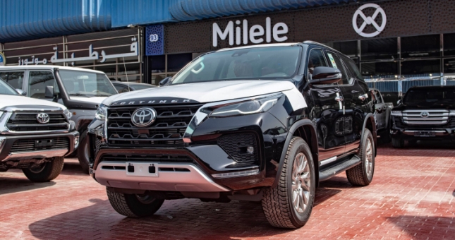 Toyota Fortuner 2021 có thêm bản V6 4.0 cực mạnh, giá hơn 900 triệu đồng