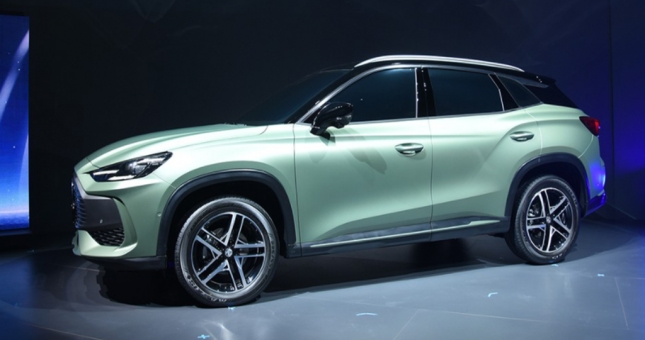 Đối thủ của CX-5 và CR-V ra mắt: thiết kế siêu đẹp, giá hấp dẫn