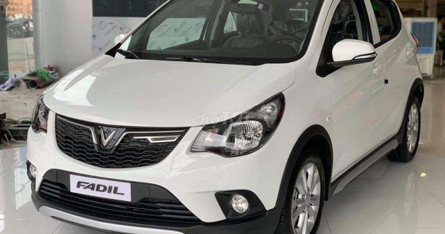 Lý do VinFast Fadil bán chạy nhất phân khúc, bỏ xa Morning, Grand i10?