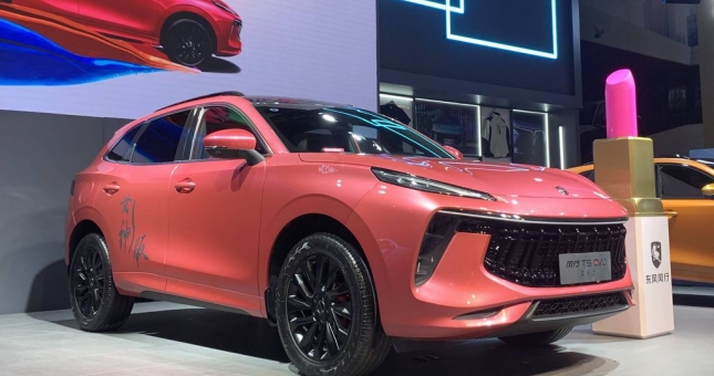 SUV cỡ C đẹp như Porsche dành cho phái nữ khiến CX-5 và CR-V chào thua