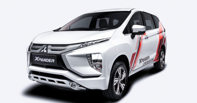 Cận cảnh Mitsubishi Xpander bản đặc biệt vừa ra mắt: thêm trang bị xịn sò