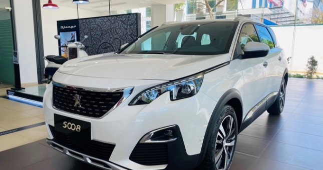 Đối thủ của CX-5, CR-V giảm giá “kịch sàn” hơn 150 triệu đồng