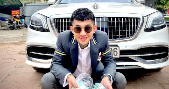 Ngắm lại Mercedes-Benz S-Class độ Maybach từng gắn bó với “Hoàng Tử Gió”