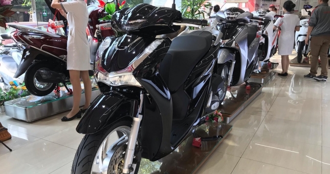 Giá xe Honda SH tại đại lý chênh hàng chục triệu đồng
