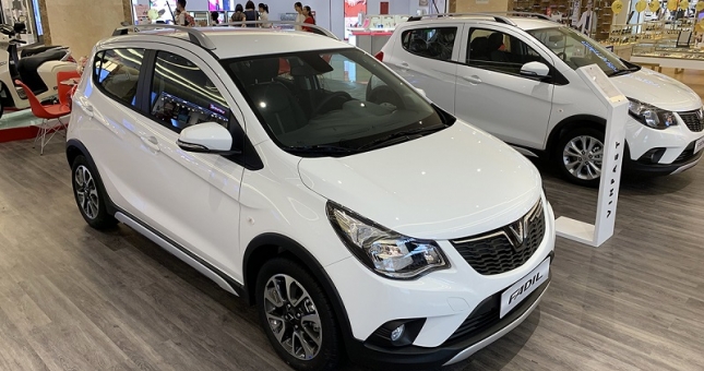 Top 10 ô tô bán chạy nhất Việt Nam tháng 9: VinFast Fadil không có đối thủ