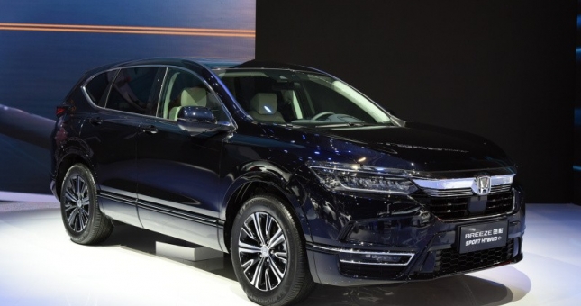 SUV cỡ C của Honda có phiên bản chạy điện, thiết kế đẹp long lanh