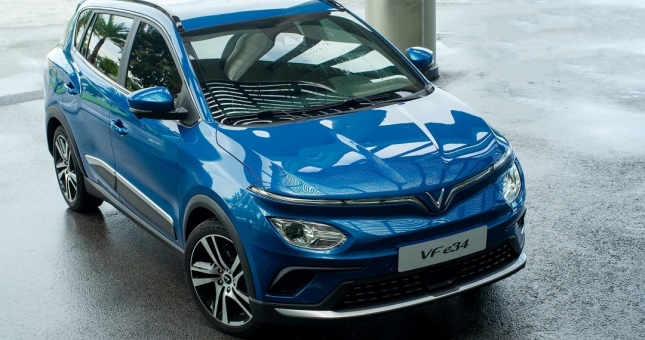 Giá lăn bánh VinFast VF e34 kèm chính sách ưu đãi mới nhất