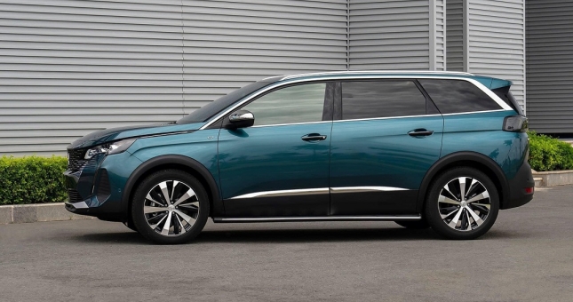 Đối thủ của CR-V, Santa Fe bất ngờ lộ giá bán, đại lý đã nhận cọc