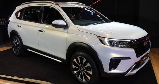 Honda BR-V 2022 chính thức chốt giá từ 440 triệu đồng, đấu Mitsubishi Xpander