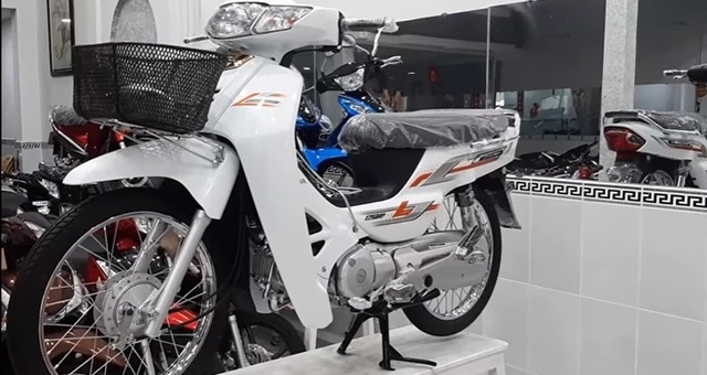 Chi tiết chiếc Honda Dream 125 giá 'sốc' tại đại lý, 145 triệu đồng