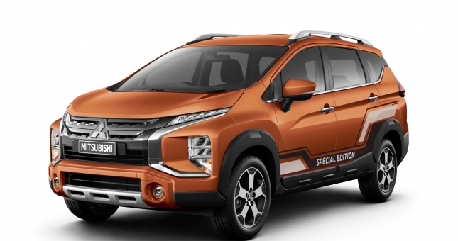 Mitsubishi Xpander và Xpander Cross ra mắt phiên bản hiện đại hơn, giá không đổi