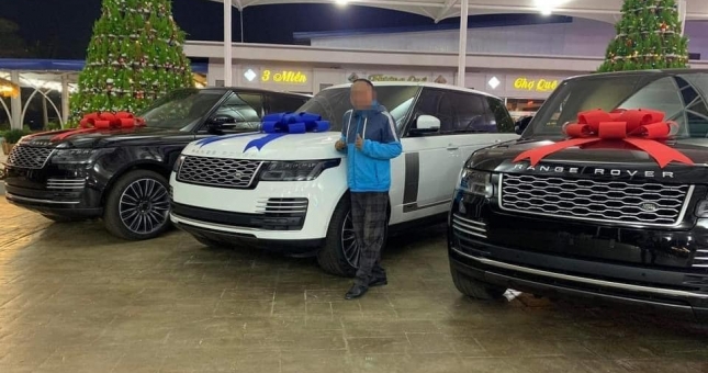 'CHOÁNG': Đại gia Quảng Ninh chi trăm tỷ mua xe sang thưởng Tết cho nhân viên
