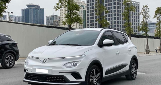 Chiếc VinFast VF e34 đầu tiên lên sàn xe cũ, giá bán gây bất ngờ