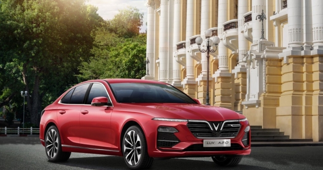 Giá hấp dẫn, VinFast Lux A2.0 dẫn đầu phân khúc sedan hạng E năm 2021