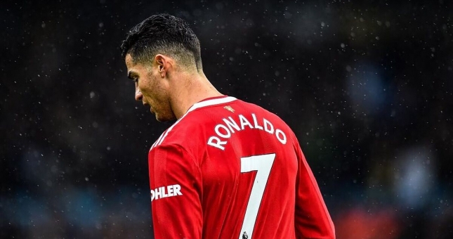 Chuyển nhượng MU 29/7: Ronaldo sẽ là 'kình địch' của MU, chia tay công thần