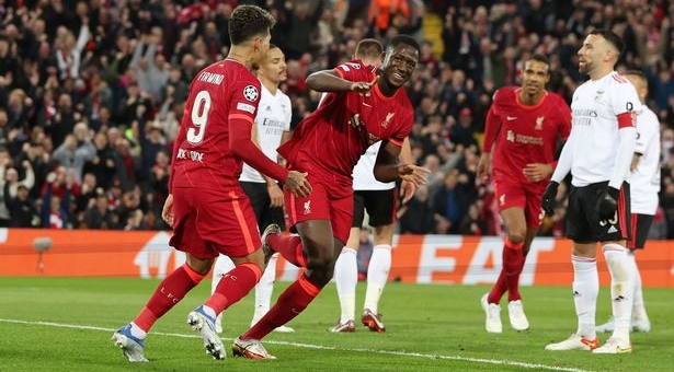 Liverpool gặp khó khăn, ký ức 'đại nạn' lại ùa về?