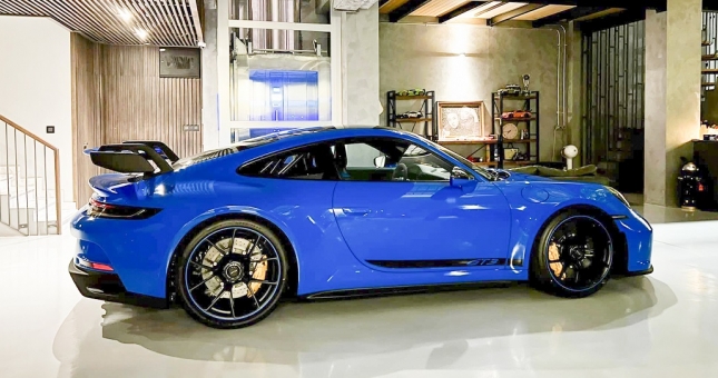 Cường Đô-la tậu Porsche 911 GT3 2022 đầu tiên tại Việt Nam