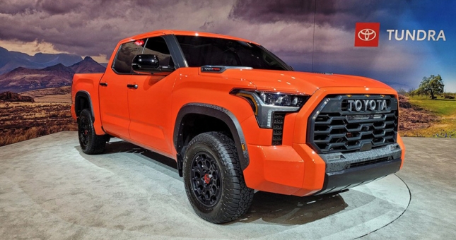 Cận cảnh bán tải siêu đẹp của Toyota sắp về Việt Nam, thiết kế ấn tượng