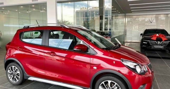 VinFast Fadil tiếp tục giảm sâu thêm 40 triệu đồng, giá siêu hấp dẫn