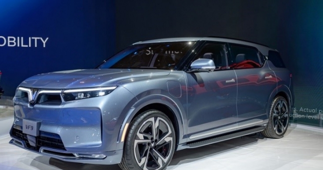 Ô tô điện VinFast có khả năng chạy xa nhất bao nhiêu km, là mẫu xe nào?