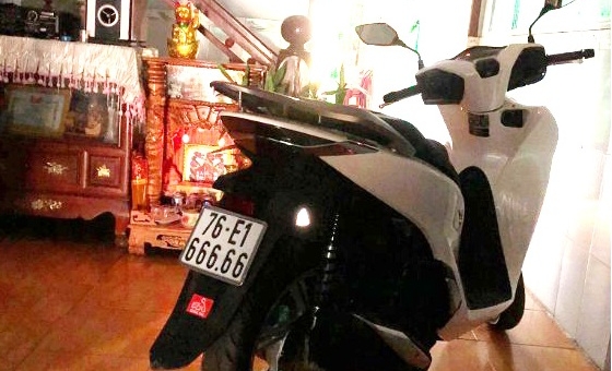 Honda SH biển “ngũ quý” 6 hét giá 2 tỷ đồng khiến dân mạng xôn xao