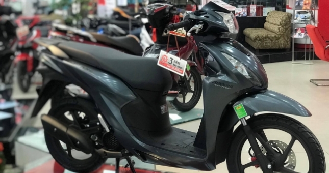 Honda Vision giảm giá mạnh trong tháng 5, khách Việt đỡ bức xúc