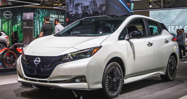 Khám phá mẫu xe điện siêu đẹp vừa ra mắt của Nissan, giá từ 666 triệu đồng